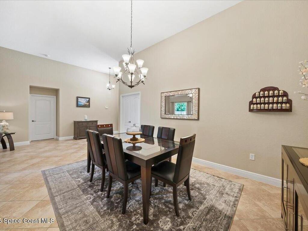 2005 Botanica Circle, Melbourne, FL 32904