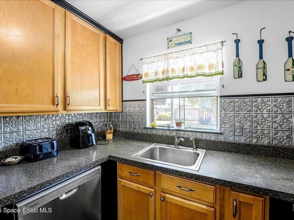 489 Seacrest Avenue, Merritt Island, FL 32952