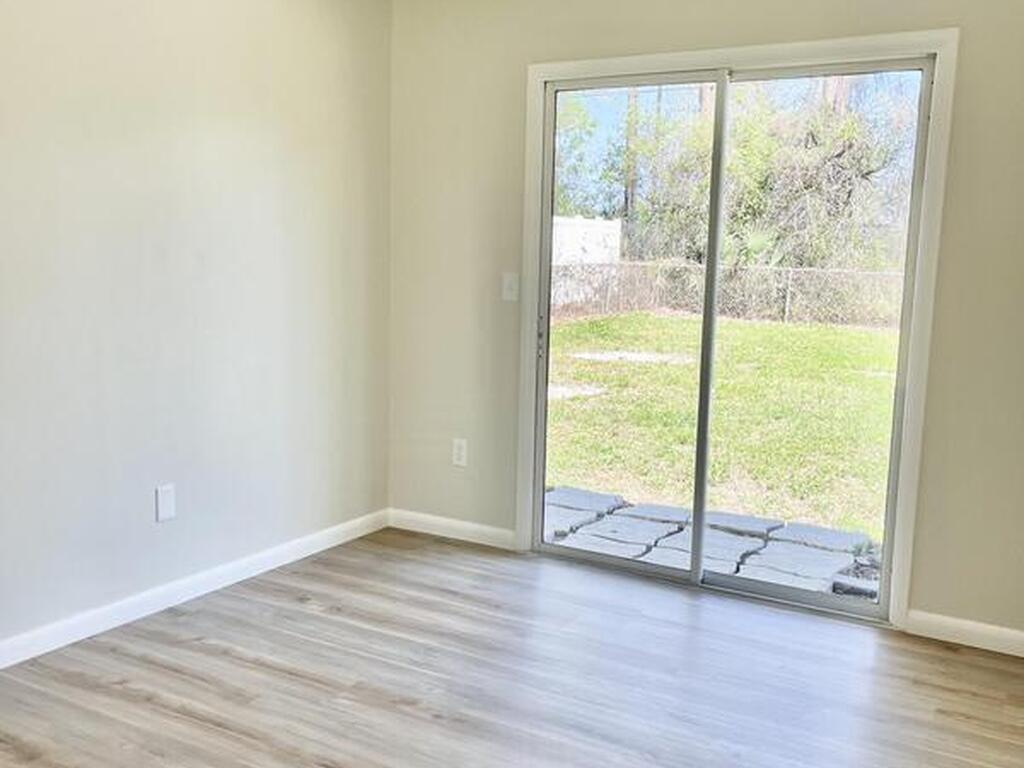 827 Isar Avenue, Palm Bay, FL 32907