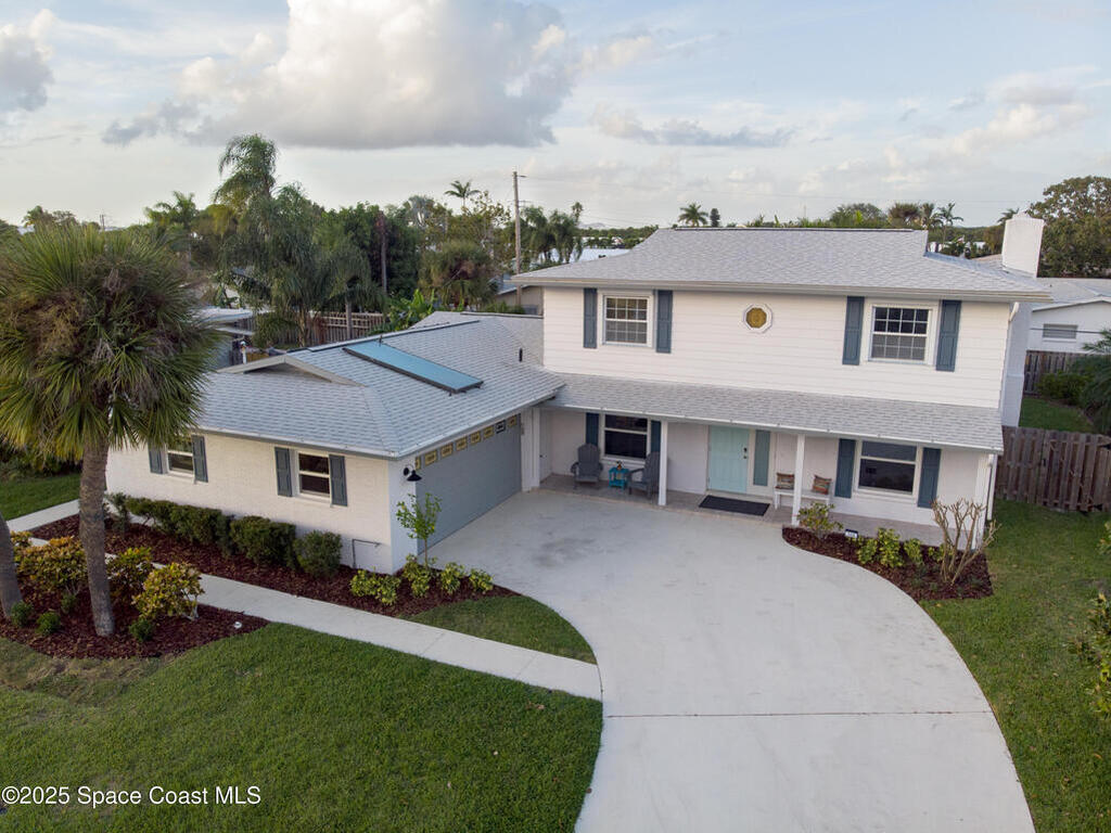 366 W Osceola Lane, Cocoa Beach, FL 32931
