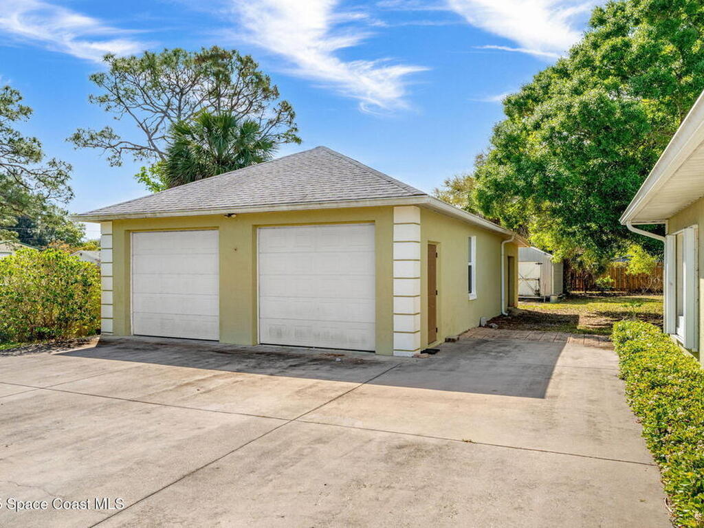 3605 Valkaria Road, Malabar, FL 32950