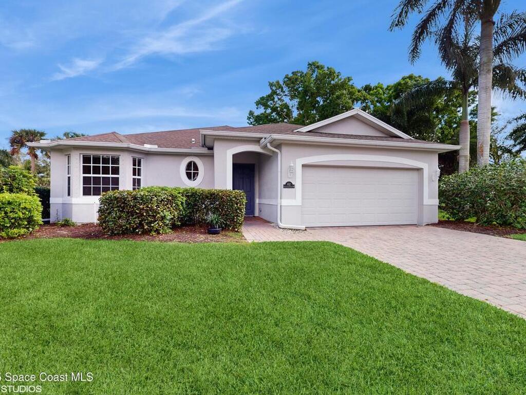 652 Hatteras Court, Vero Beach, FL 32968
