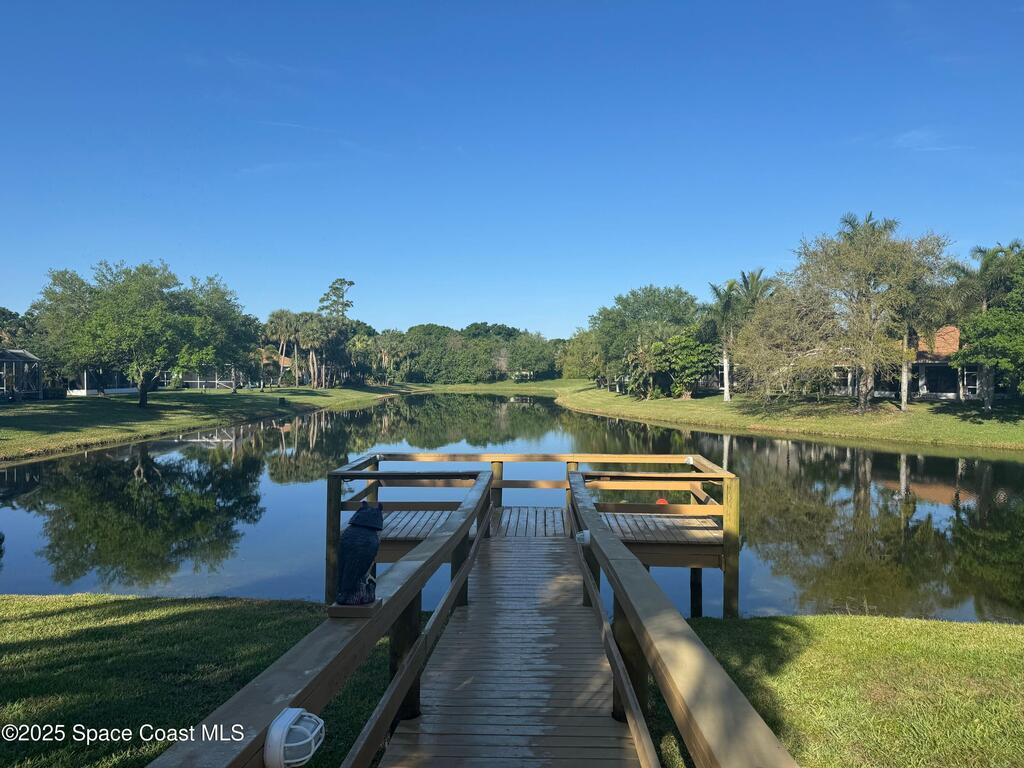 652 Hatteras Court, Vero Beach, FL 32968