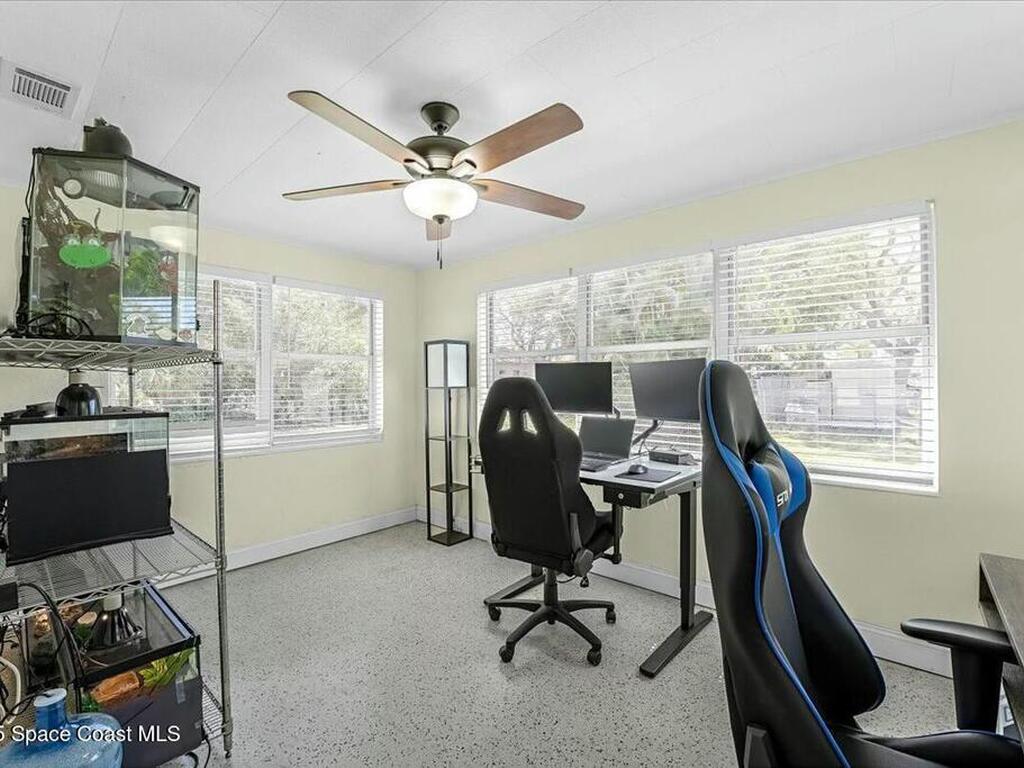 15 Devonshire Drive, Melbourne, FL 32901