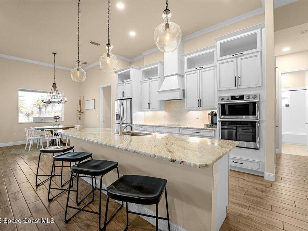 6900 1st Street, Vero Beach, FL 32968
