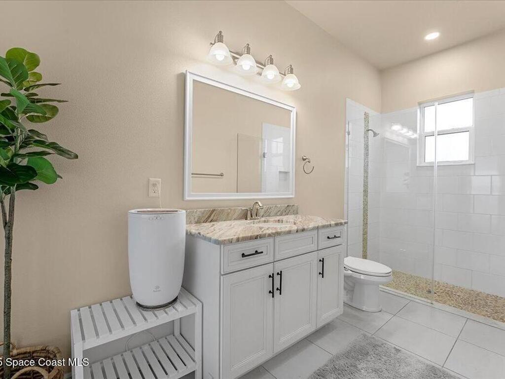 6900 1st Street, Vero Beach, FL 32968