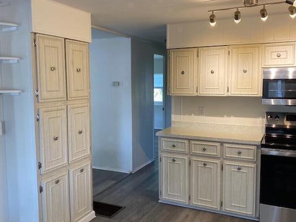 547 Jean Circle, Melbourne, FL 32904