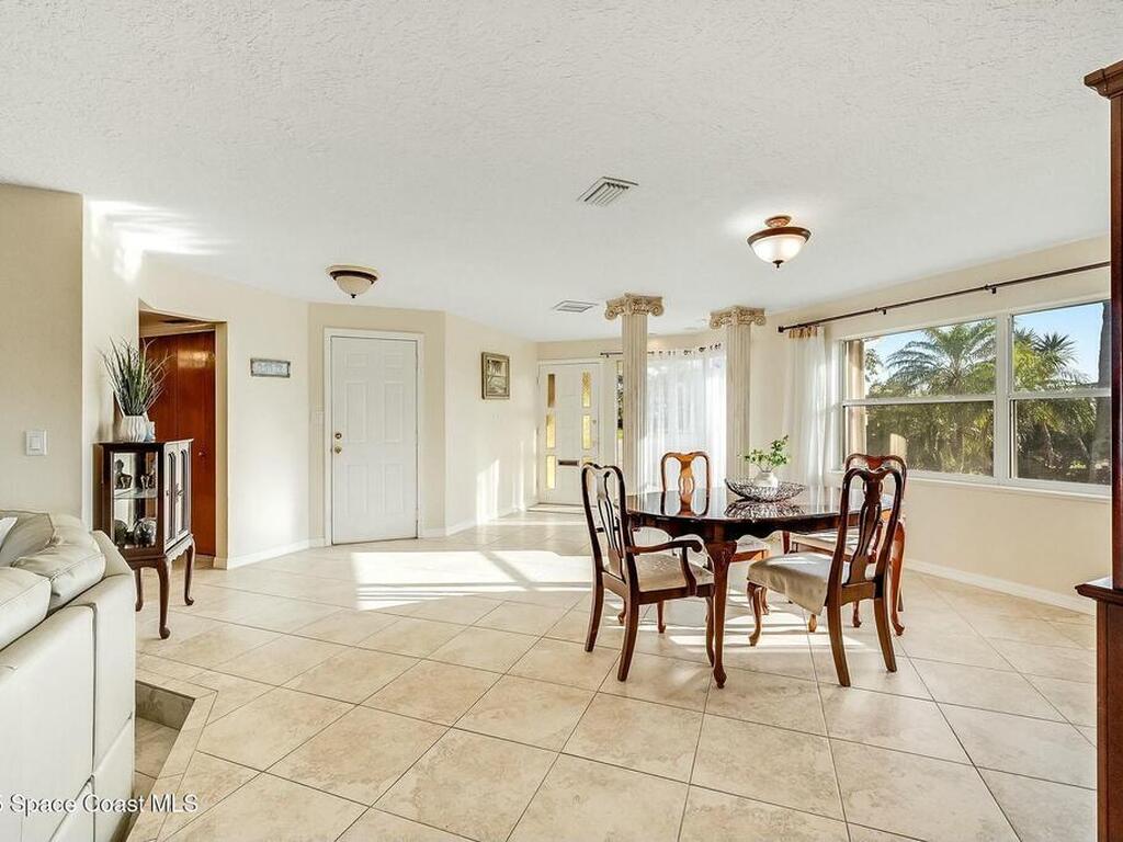 132 Yacht Haven Drive, Cocoa Beach, FL 32931