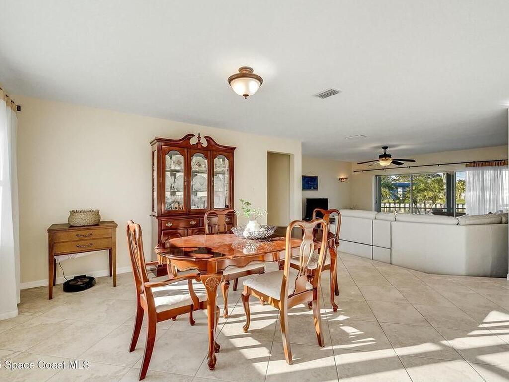132 Yacht Haven Drive, Cocoa Beach, FL 32931