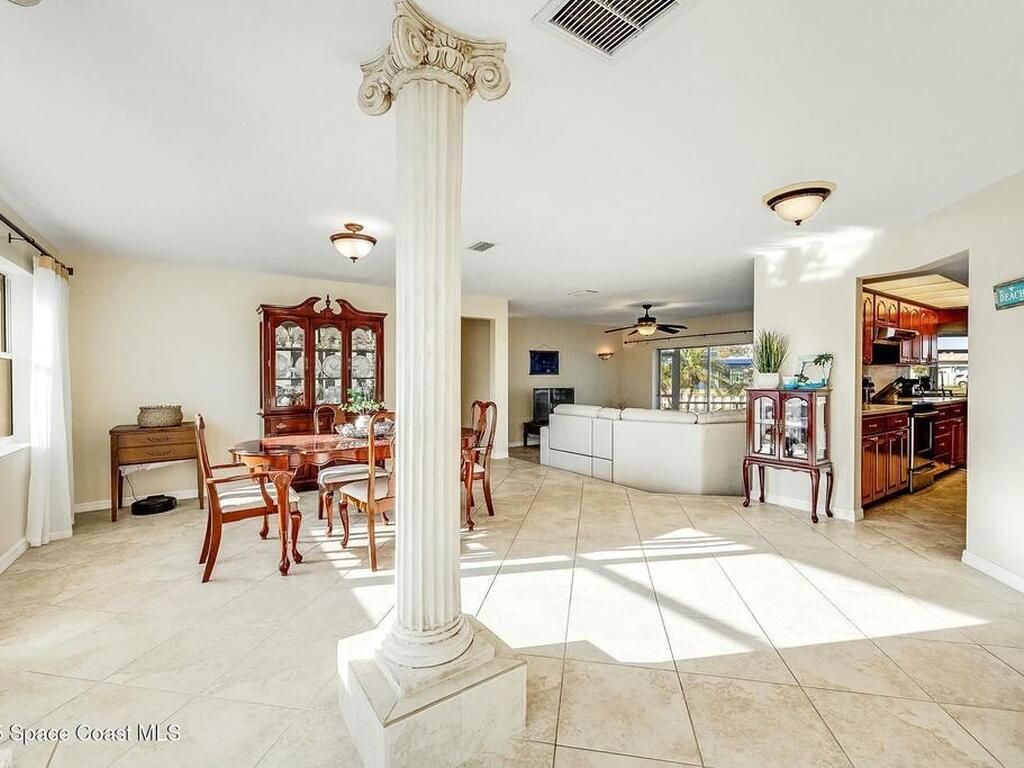 132 Yacht Haven Drive, Cocoa Beach, FL 32931