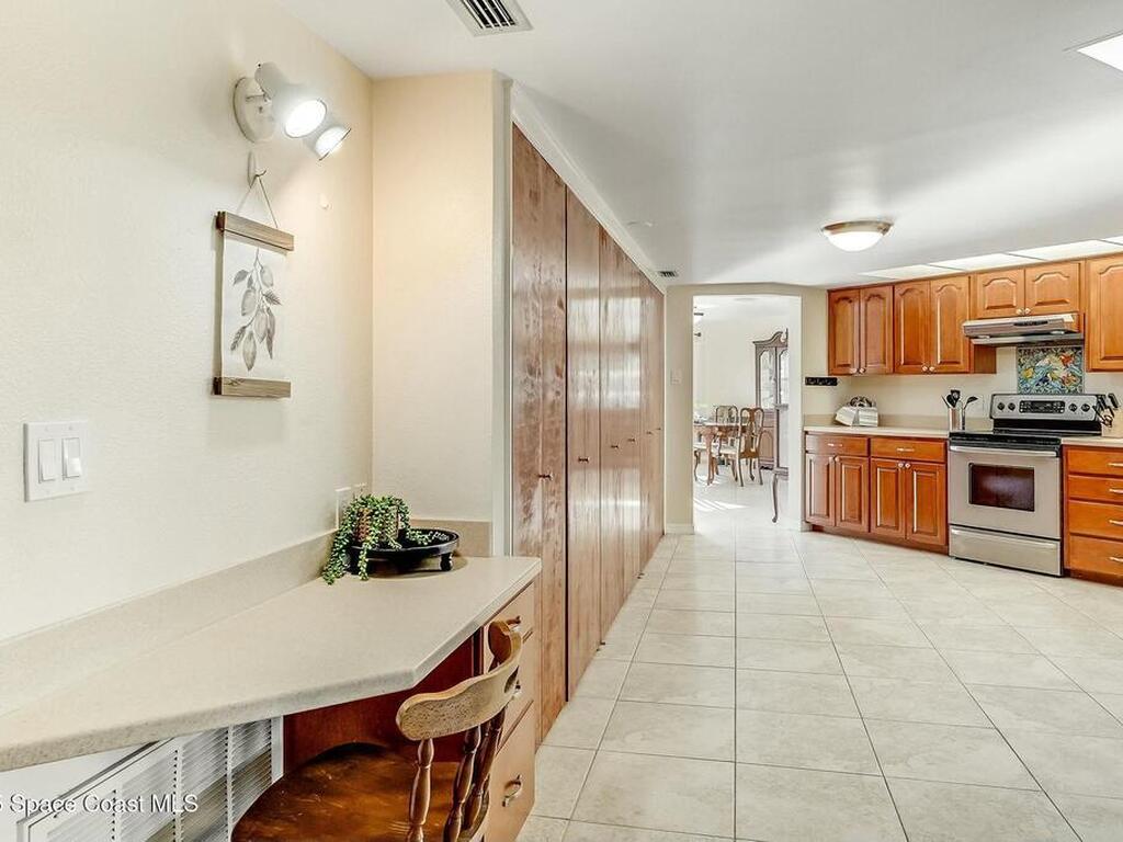 132 Yacht Haven Drive, Cocoa Beach, FL 32931