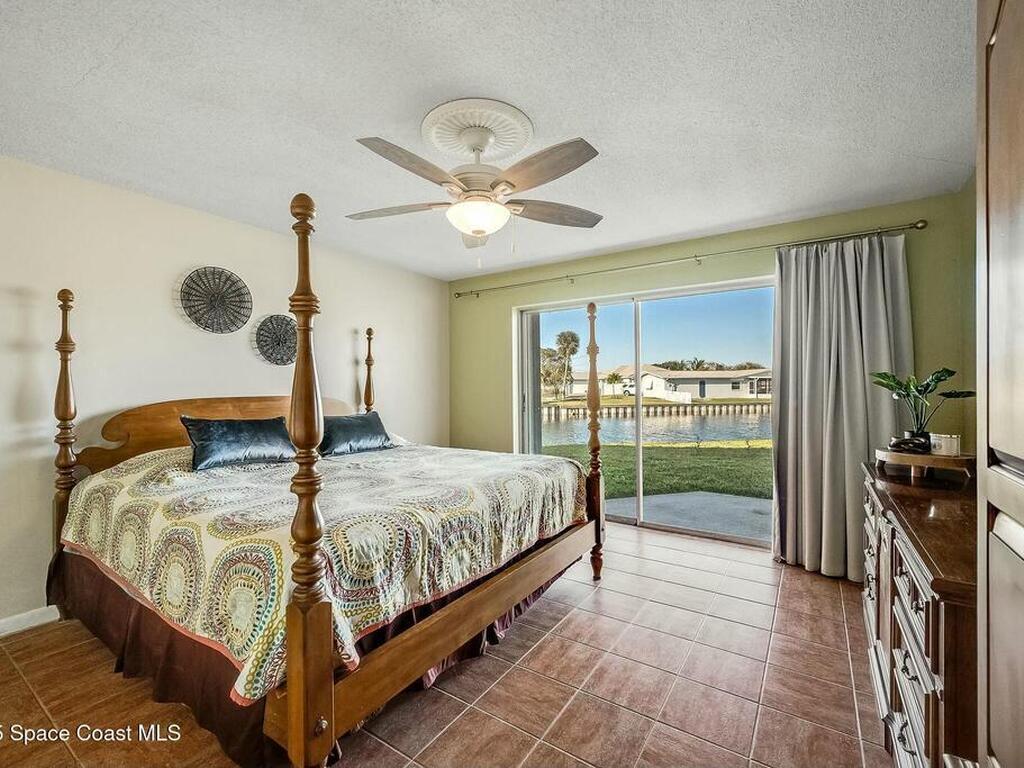 132 Yacht Haven Drive, Cocoa Beach, FL 32931