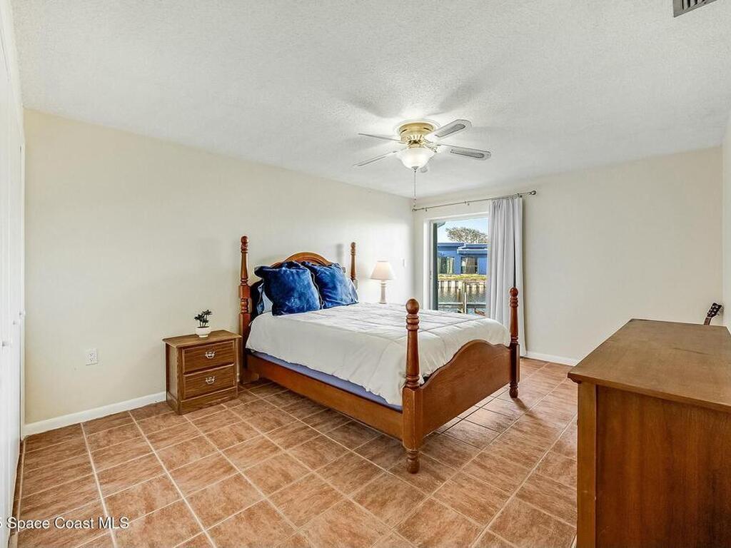 132 Yacht Haven Drive, Cocoa Beach, FL 32931