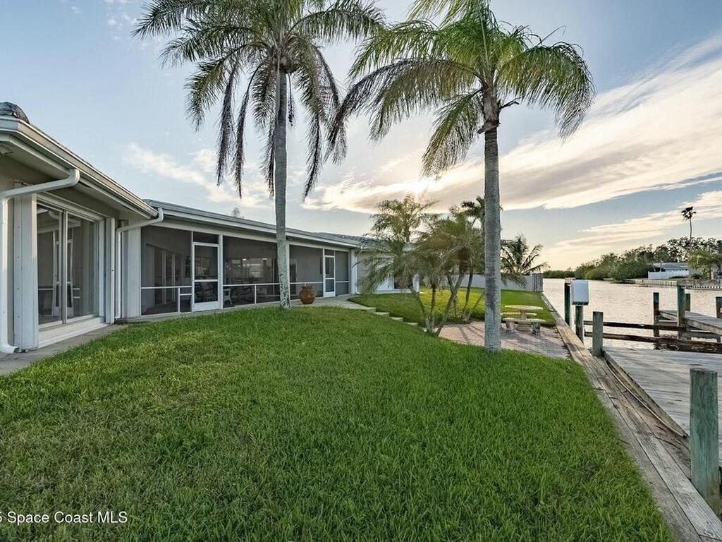 132 Yacht Haven Drive, Cocoa Beach, FL 32931