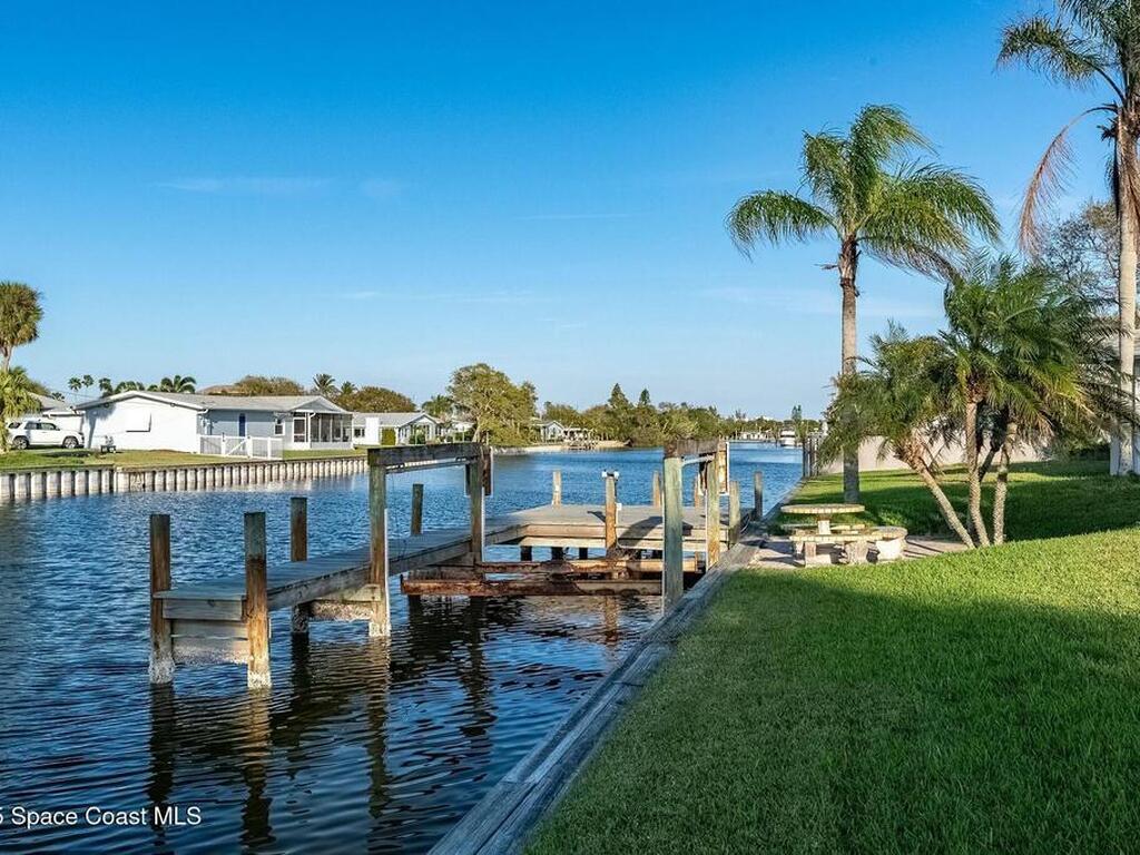 132 Yacht Haven Drive, Cocoa Beach, FL 32931