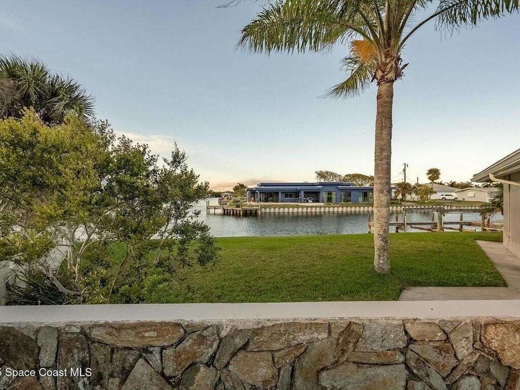 132 Yacht Haven Drive, Cocoa Beach, FL 32931