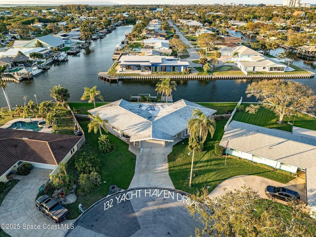 132 Yacht Haven Drive, Cocoa Beach, FL 32931