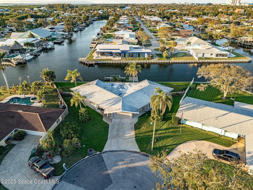 132 Yacht Haven Drive, Cocoa Beach, FL 32931