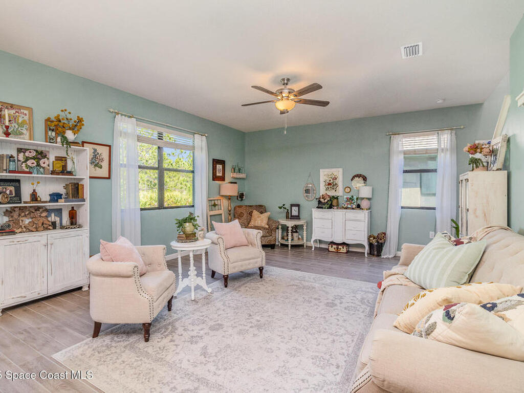 4277 Broomsedge Circle, West Melbourne, FL 32904