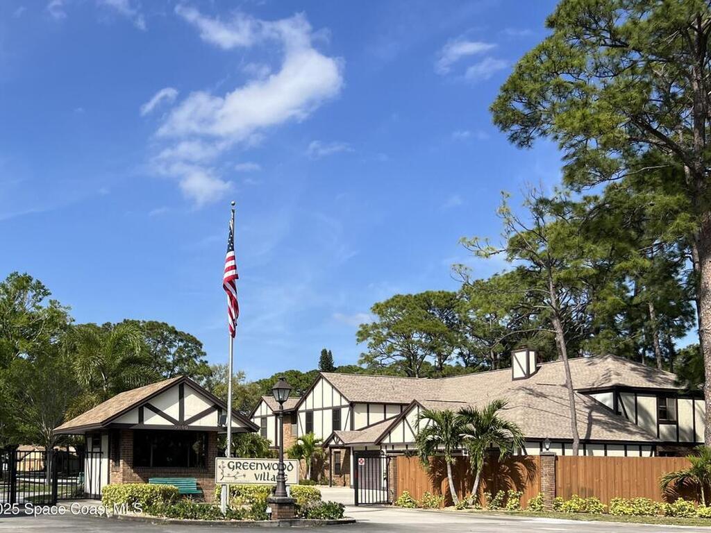 9000 York Lane, West Melbourne, FL 32904