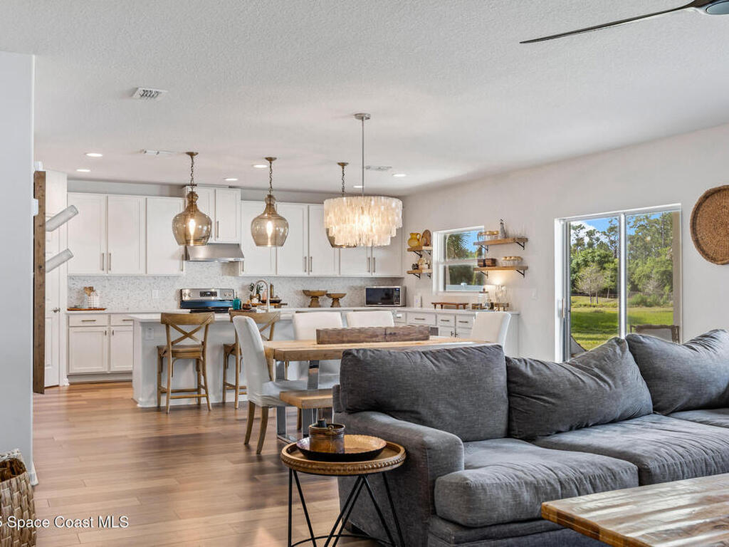 2891 Bobby Jones Street, West Melbourne, FL 32904