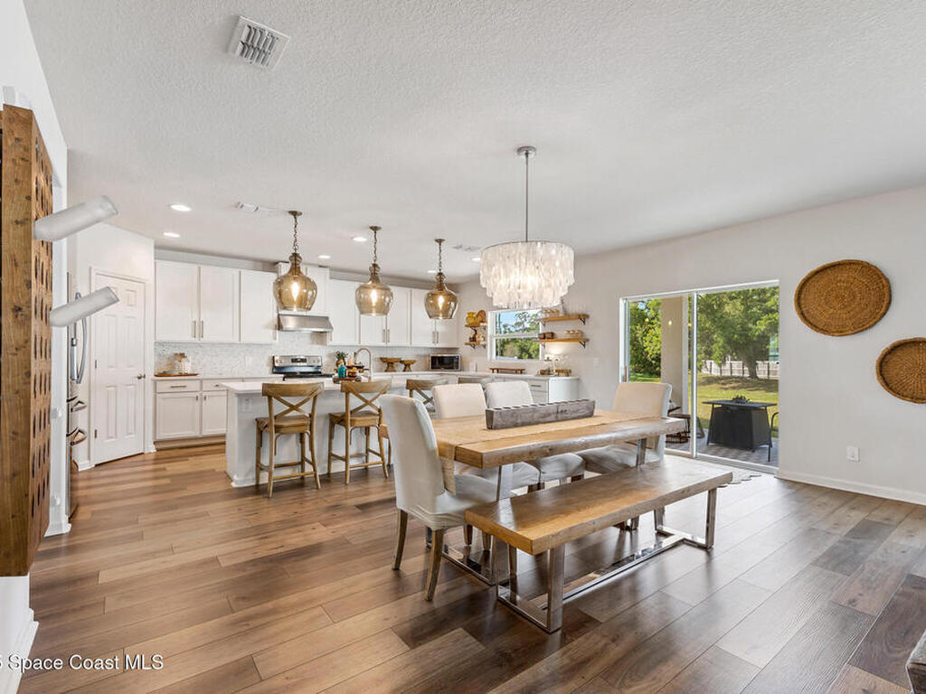 2891 Bobby Jones Street, West Melbourne, FL 32904