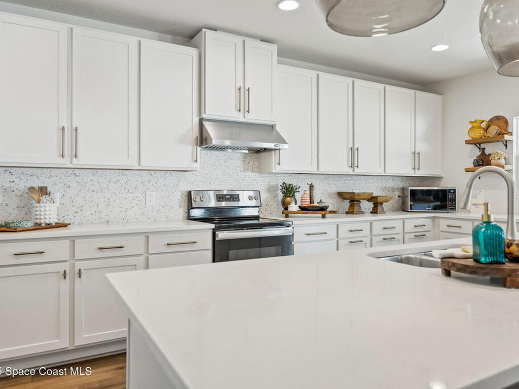 2891 Bobby Jones Street, West Melbourne, FL 32904