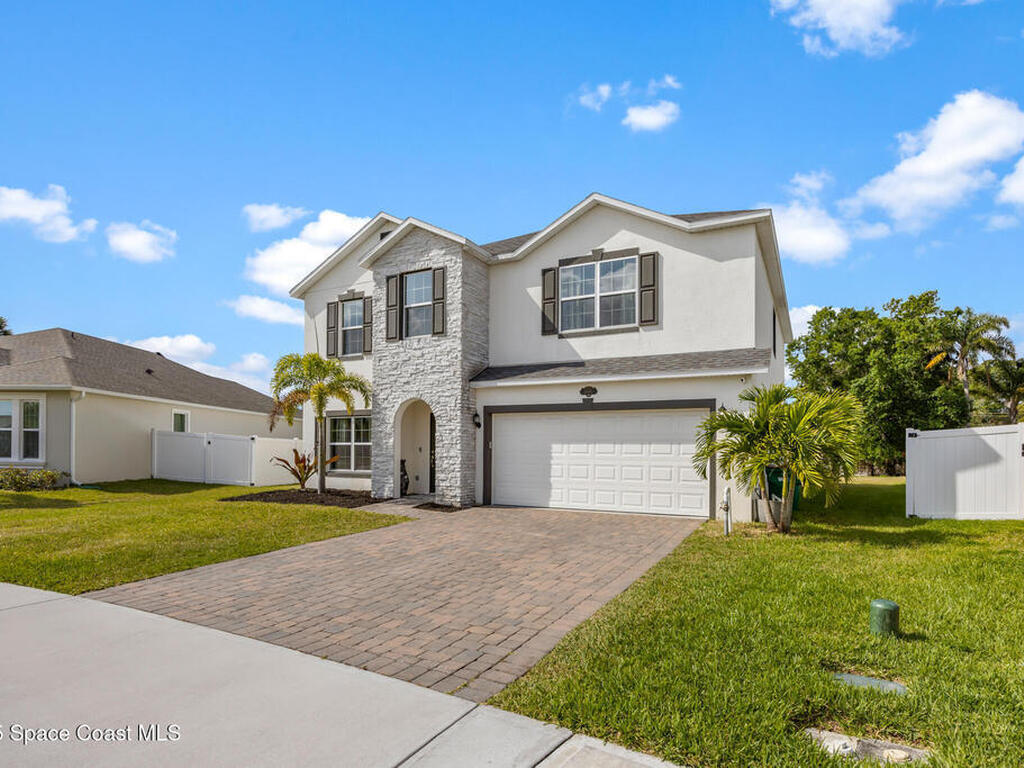 2891 Bobby Jones Street, West Melbourne, FL 32904