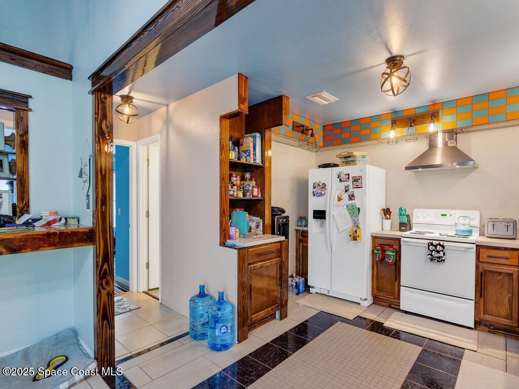 830 Garvey Road, Palm Bay, FL 32908
