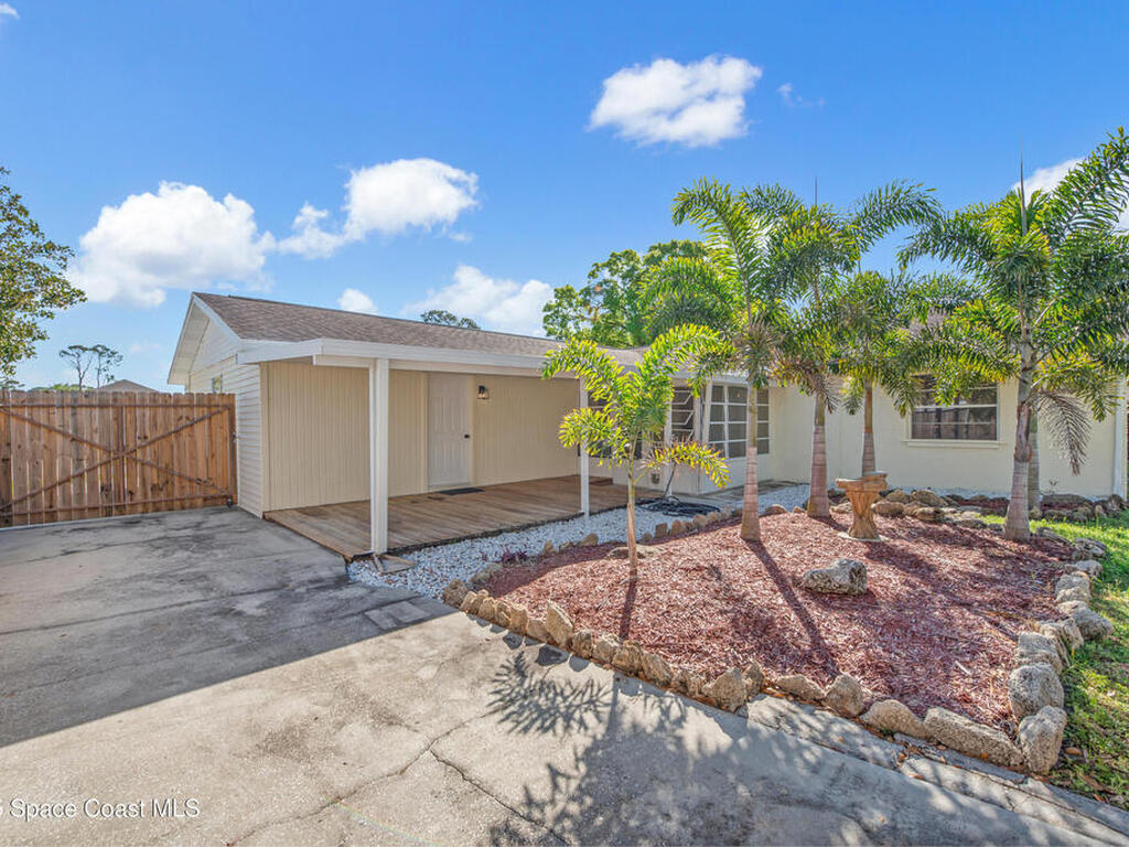 961 Bayberry Lane, Rockledge, FL 32955