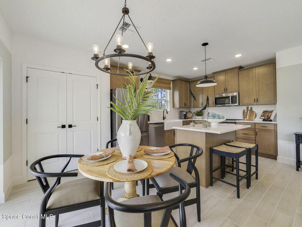3175 Lowry Boulevard, Palm Bay, FL 32909
