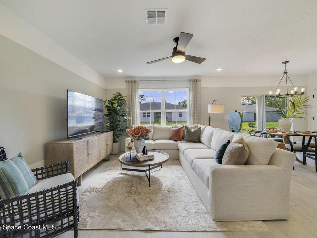 3175 Lowry Boulevard, Palm Bay, FL 32909