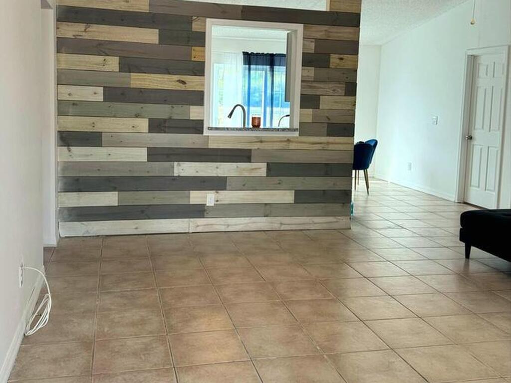 1500 Manzanita Street, Palm Bay, FL 32907