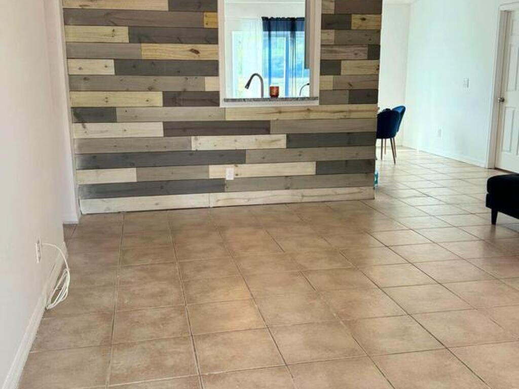 1500 Manzanita Street, Palm Bay, FL 32907