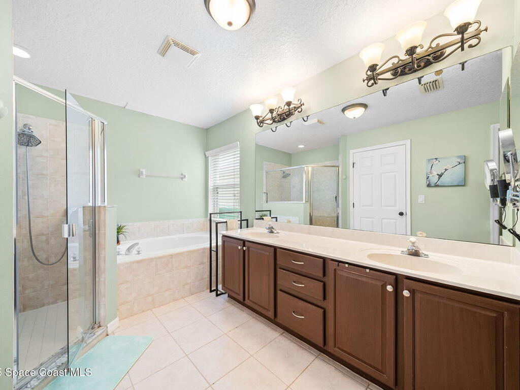 1142 Bainbury Ln, West Melbourne, FL 32904