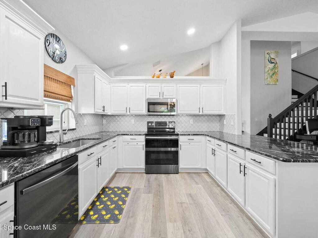1142 Bainbury Ln, West Melbourne, FL 32904