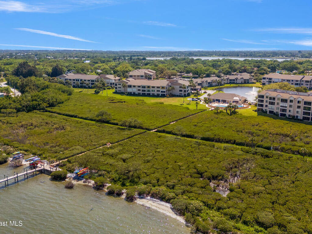 6165 S Mirror Lake Drive, Sebastian, FL 32958