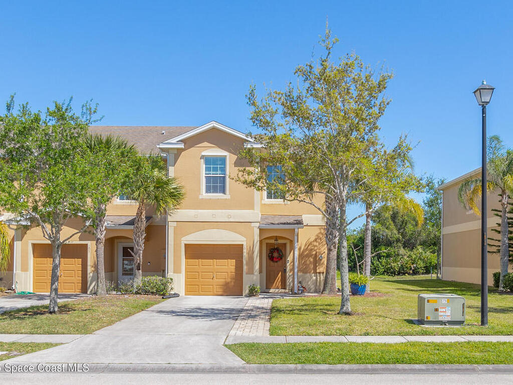 2705 Revolution Street, Melbourne, FL 32935