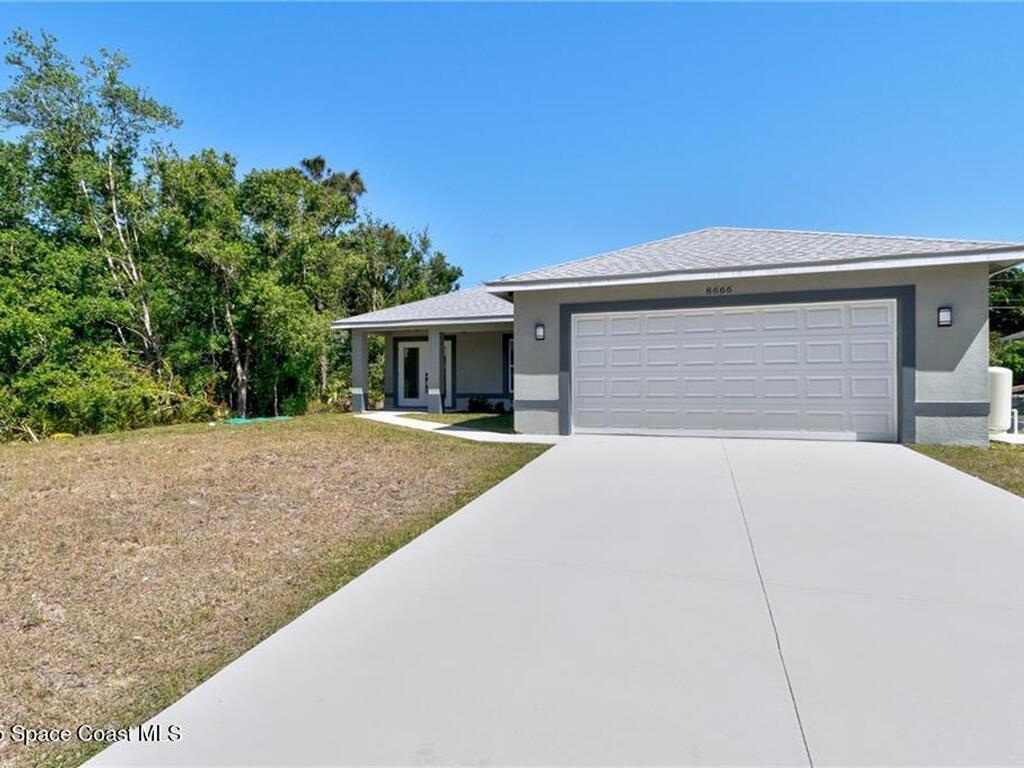 8666 100th Avenue, Vero Beach, FL 32967