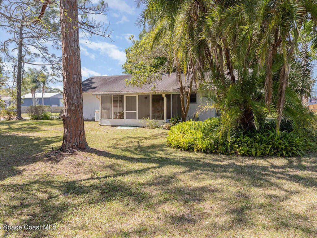 597 Tasco Avenue, Palm Bay, FL 32908