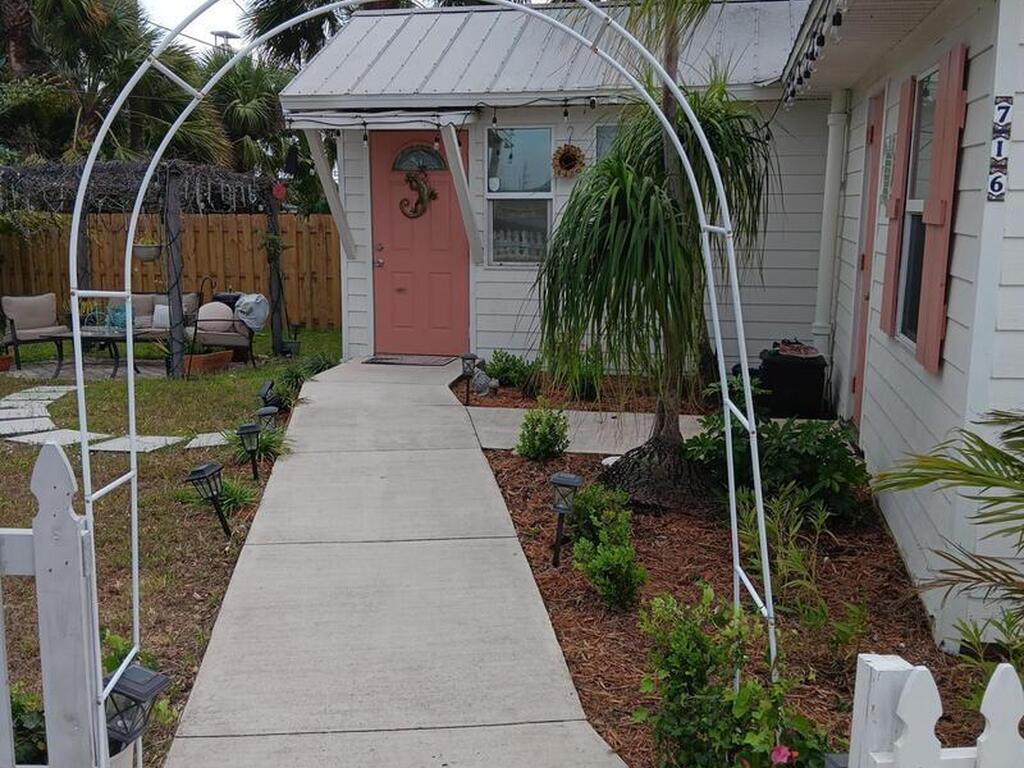 717 S Indian River Drive, Ft. Pierce, FL 34950