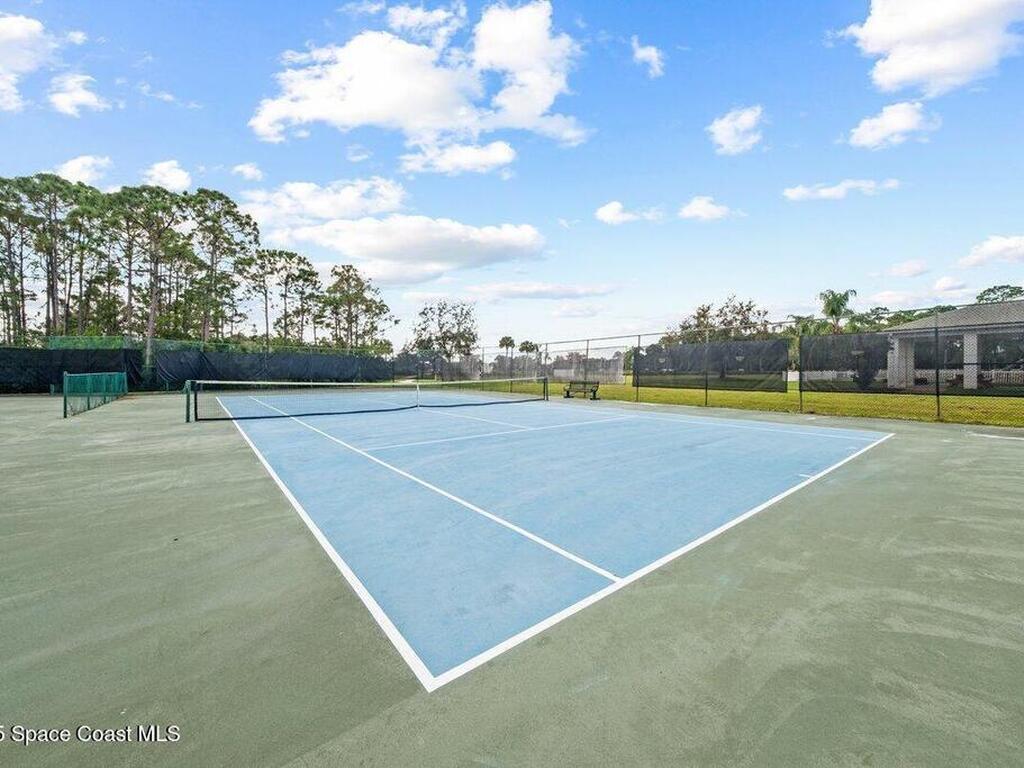 563 Old Country Road, Palm Bay, FL 32909