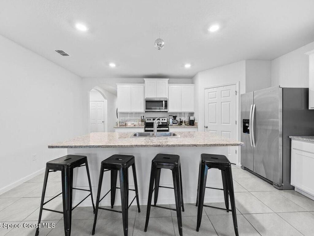 563 Old Country Road, Palm Bay, FL 32909