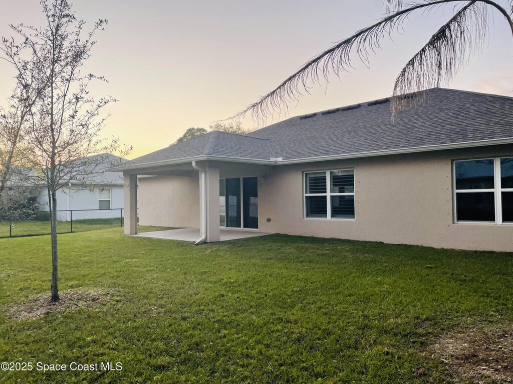 574 Breakwater Terrace, Sebastian, FL 32958