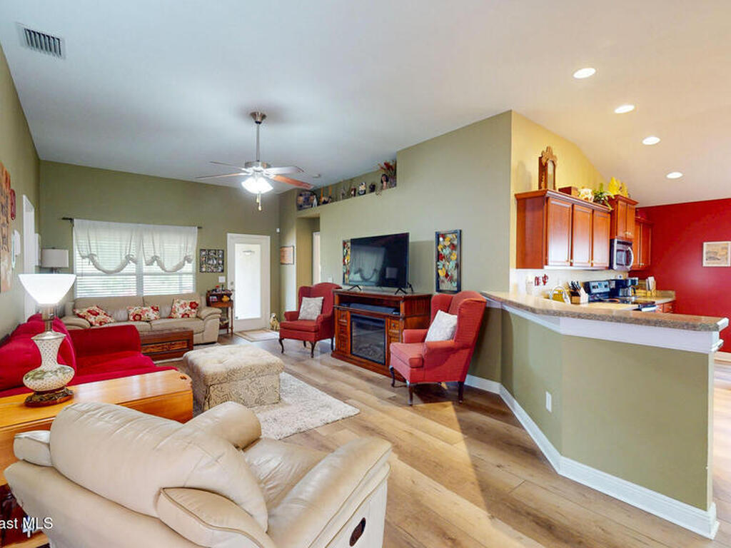 1287 Alaqua Way, West Melbourne, FL 32904