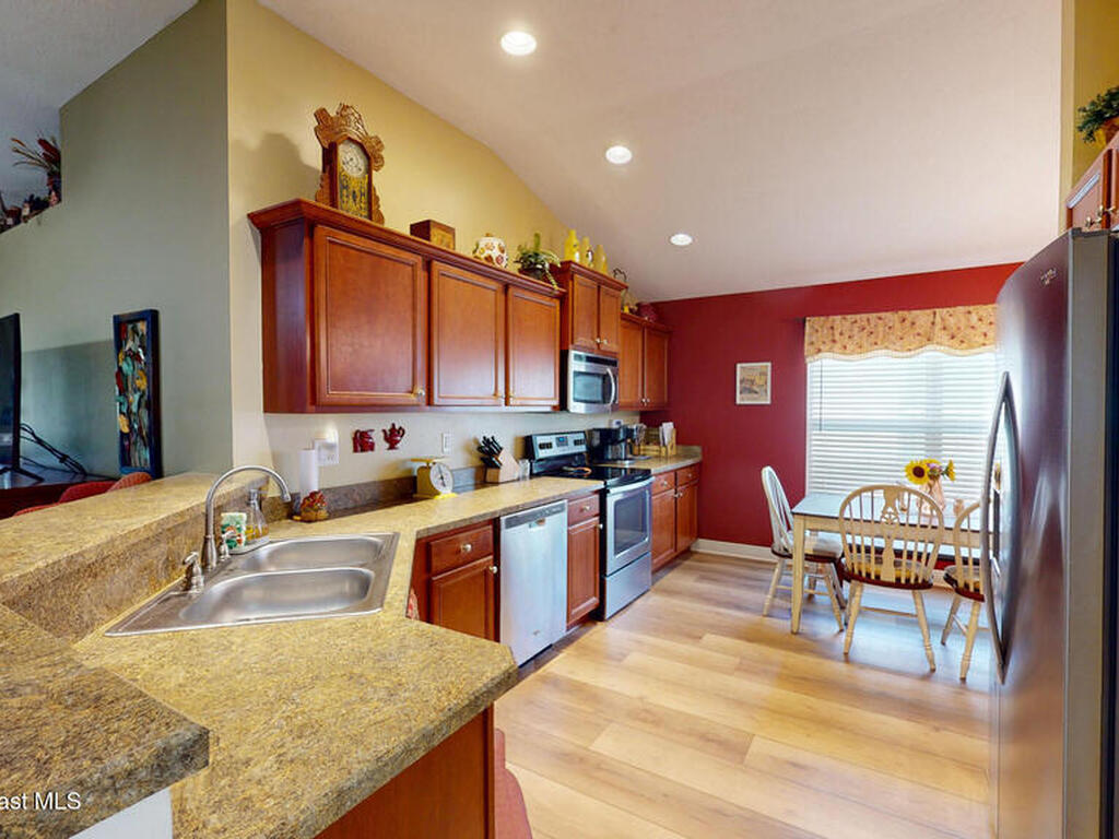 1287 Alaqua Way, West Melbourne, FL 32904