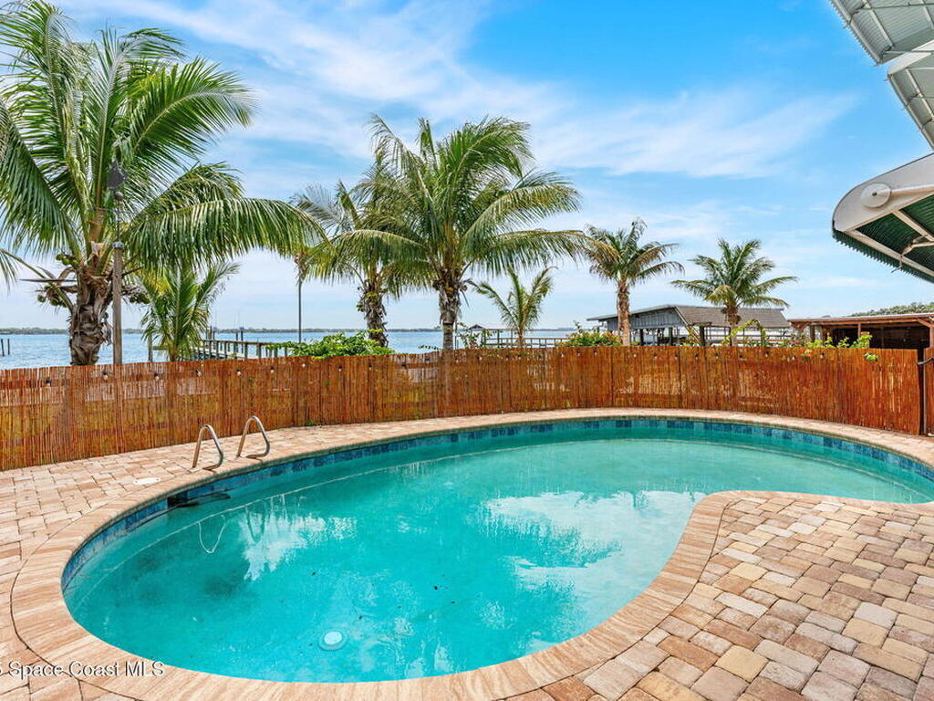 2016 N Indian River Drive, Cocoa, FL 32922