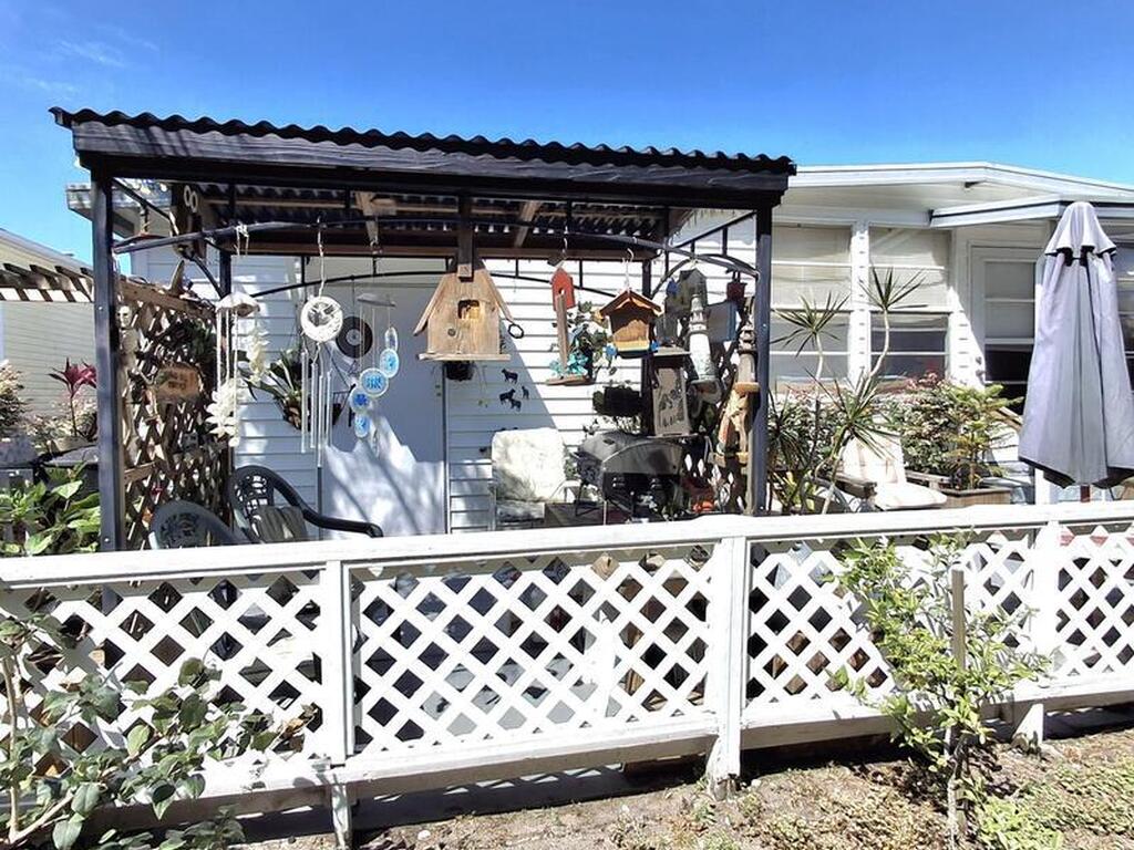 441 Egret Circle, Barefoot Bay, FL 32976