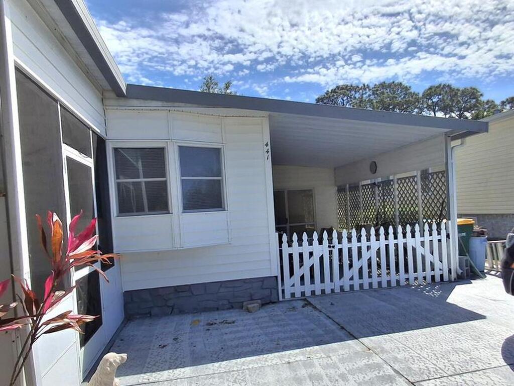 441 Egret Circle, Barefoot Bay, FL 32976