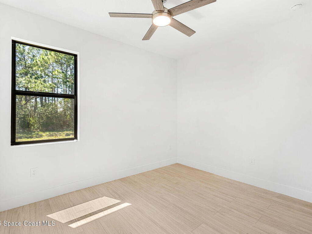 2530 Quinlin Avenue, Palm Bay, FL 32909